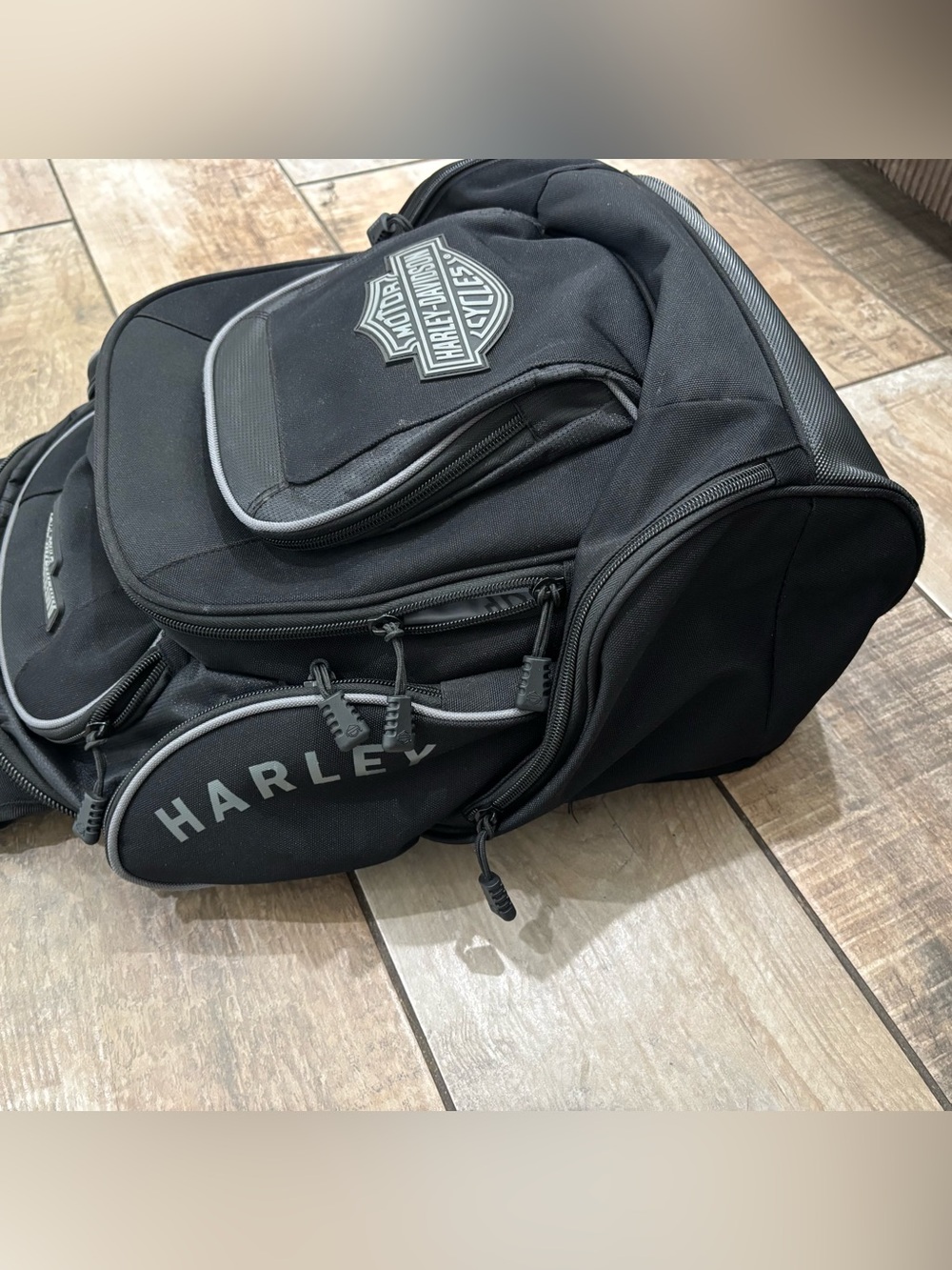 Harley-Davidson Rugged High-Density Polyester 'Legend' Backpack Black - Picture 4 of 8